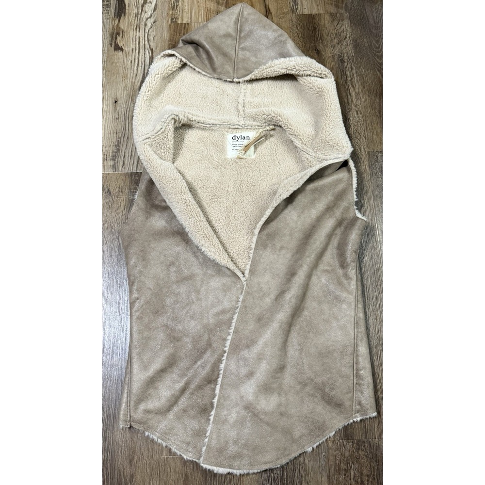 Dylan Shearling Faux Fur Hooded Vest Tan Shearling Women's Sz Small NWT